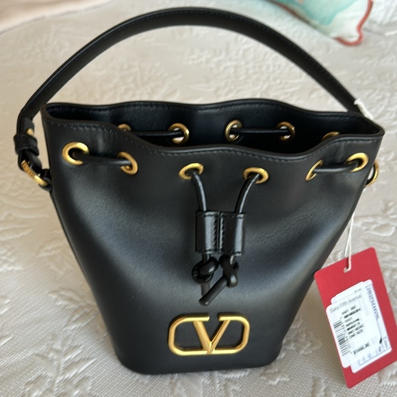 Valentino crossbody drawstring bucket bag - Picture 3 of 12